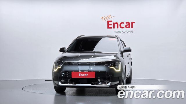 Kia Niro EV Earth 2024 — фото 3