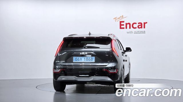 Kia Niro EV Earth 2024 — фото 4