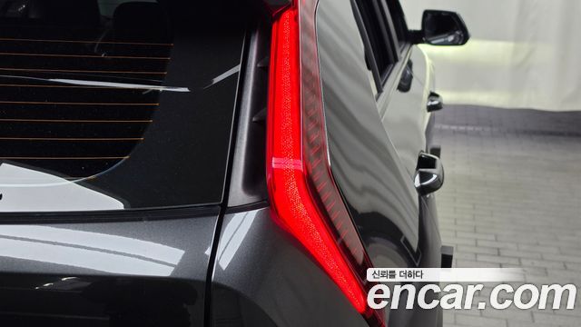 Kia Niro EV Earth 2024 — фото 23