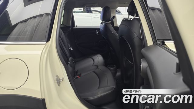 MINI Cooper D 5Door Mid 3rd 2015 — фото 11