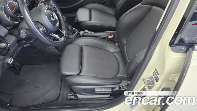 MINI Cooper D 5Door Mid 3rd 2015 — фото 19