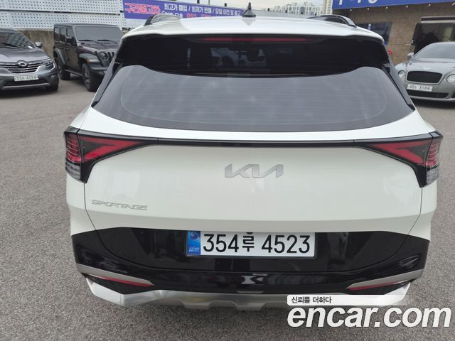 Kia Sportage (V) Diesel 2.0 2WD Nobleless 2024 — фото 4