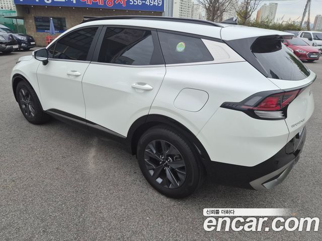 Kia Sportage (V) Diesel 2.0 2WD Nobleless 2024 — фото 6