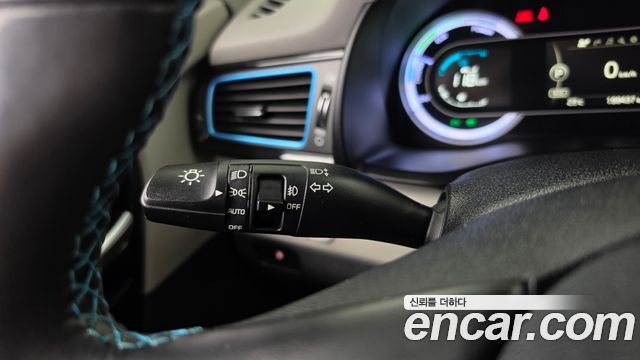 Kia Niro Noblesse 2017 — фото 17