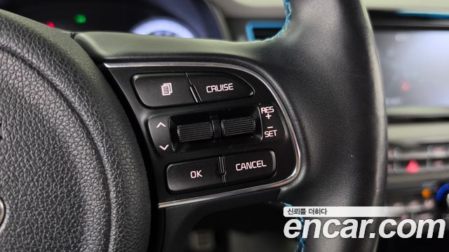 Kia Niro Noblesse 2017 — фото 20