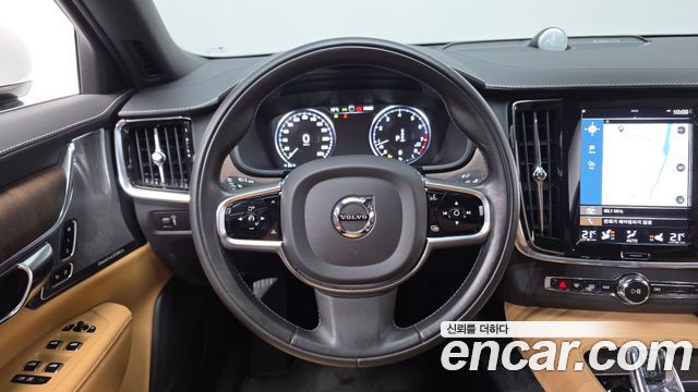 Volvo S90 B6 AWD Inscription 2021 — фото 13