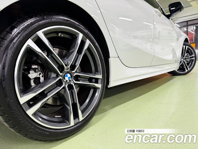 BMW 1 Series (F40) 120i M Sports 2024 — фото 7