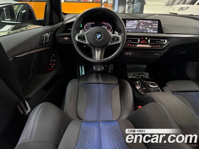 BMW 1 Series (F40) 120i M Sports 2024 — фото 9