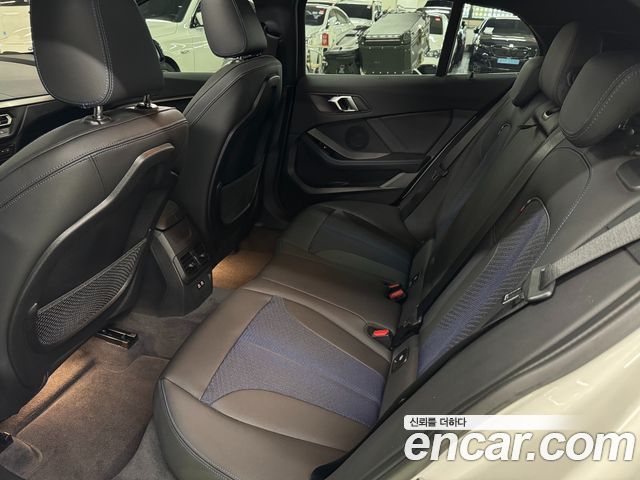 BMW 1 Series (F40) 120i M Sports 2024 — фото 20