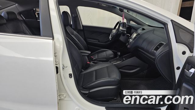 Kia K3 Diesel Luxury 2015 — фото 32