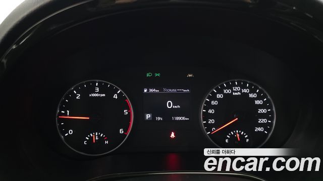 Kia Seltos Diesel 1.6 2WD Prestige 2020 — фото 8
