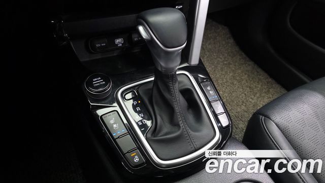 Kia Seltos Diesel 1.6 2WD Prestige 2020 — фото 9