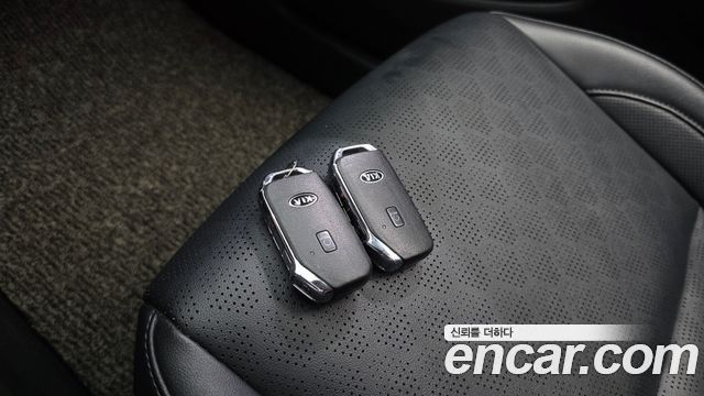 Kia Seltos Diesel 1.6 2WD Prestige 2020 — фото 30
