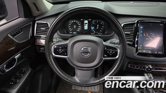 Volvo XC90 (II) D5 Momentum 2017 — фото 13