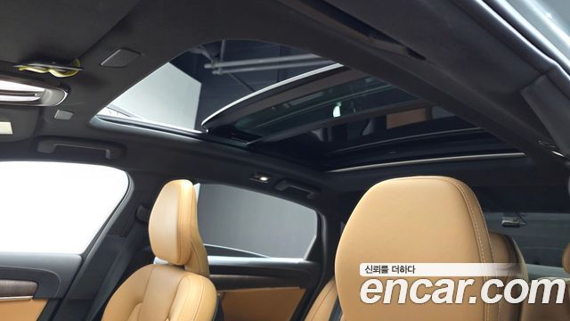 Volvo S90 T8 AWD Ultimate Bright 2024 — фото 18