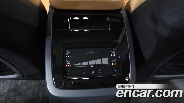 Volvo S90 T8 AWD Ultimate Bright 2024 — фото 32