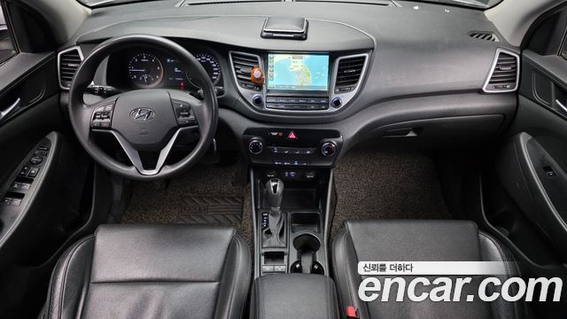 Hyundai Tucson Diesel 2.0 2WD Style 2017 — фото 7