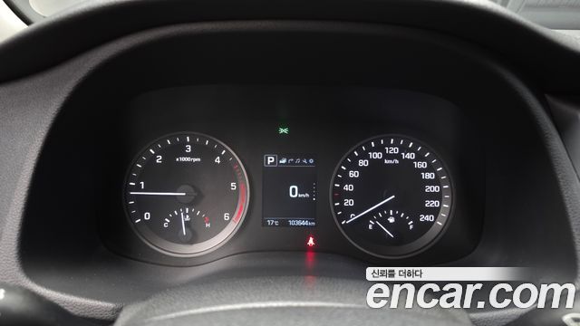 Hyundai Tucson Diesel 2.0 2WD Style 2017 — фото 8