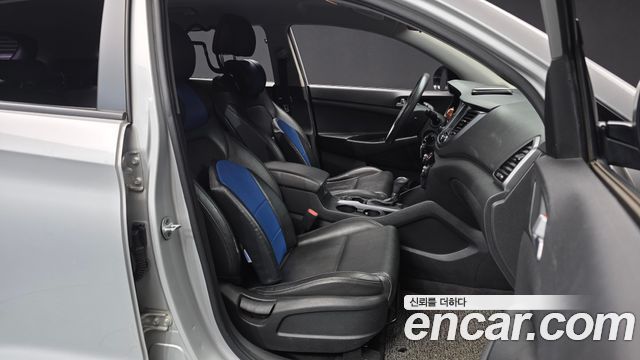 Hyundai Tucson Diesel 2.0 2WD Style 2017 — фото 11