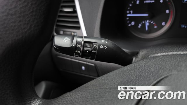Hyundai Tucson Diesel 2.0 2WD Style 2017 — фото 18