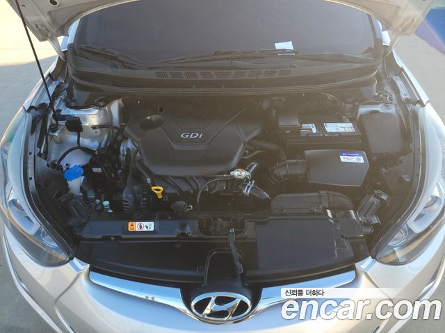 Hyundai Avante 1.6 GDi Modern Standard 2015 — фото 16