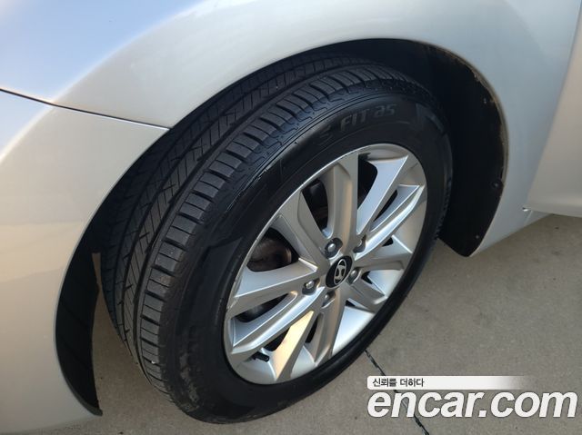 Hyundai Avante 1.6 GDi Modern Standard 2015 — фото 18