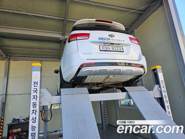 Kia Carnival 9-seater Luxury 2018 — фото 2