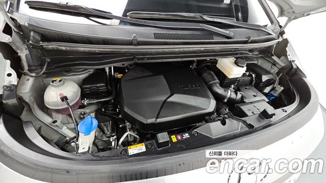 Hyundai Staria Cargo 3-Seater Modern 2022 — фото 6