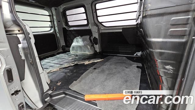 Hyundai Staria Cargo 3-Seater Modern 2022 — фото 12
