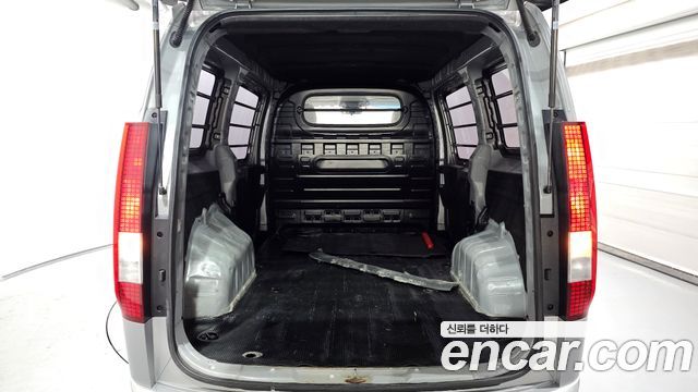 Hyundai Staria Cargo 3-Seater Modern 2022 — фото 20