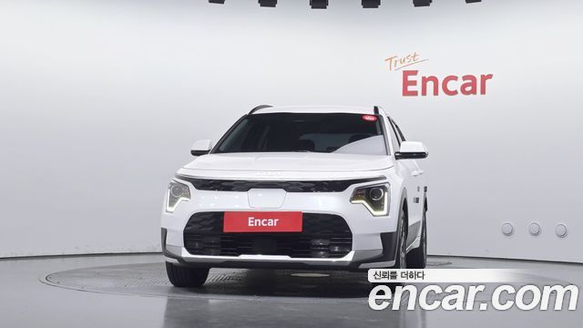 Kia Niro EV Air 2023 — фото 3