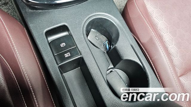 Kia Seltos Diesel 1.6 2WD Noblesse 2020 — фото 30