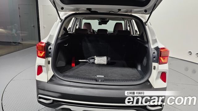 Kia Seltos Diesel 1.6 2WD Noblesse 2020 — фото 36