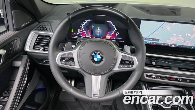 BMW X6 (G06) xDrive40i M Sport 2024 — фото 13