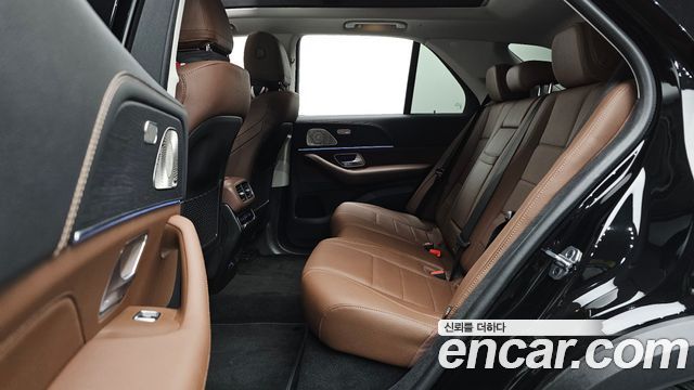 Mercedes-Benz GLE-Class (W167) GLE300d 4MATIC 2024 — фото 11