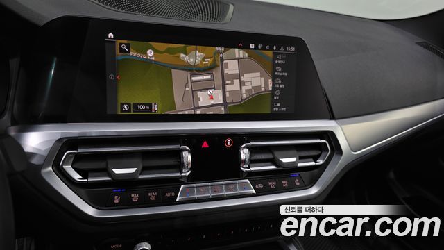 BMW 4 Series (G22) 420i M Sport Performance Coupe 2022 — фото 13