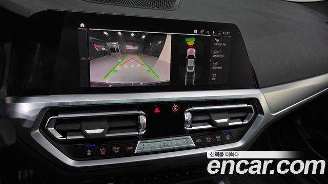 BMW 4 Series (G22) 420i M Sport Performance Coupe 2022 — фото 16