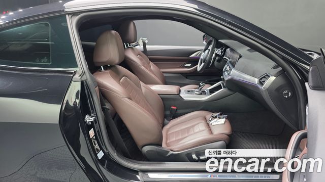 BMW 4 Series (G22) 420i M Sport Performance Coupe 2022 — фото 26