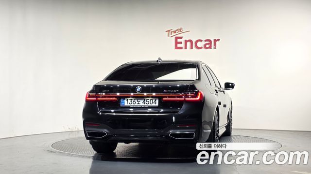 BMW 7 Series (G11) 740i M Sport 2022 — фото 4