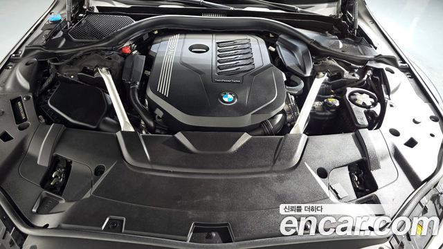 BMW 7 Series (G11) 740i M Sport 2022 — фото 6