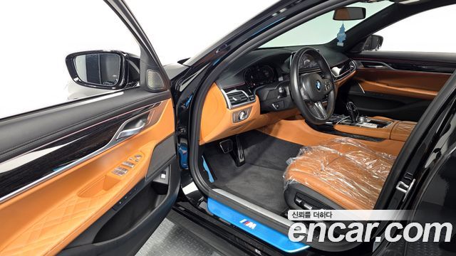 BMW 7 Series (G11) 740i M Sport 2022 — фото 10