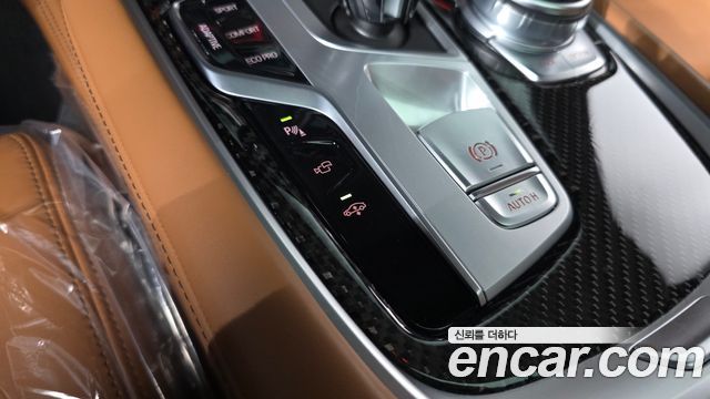 BMW 7 Series (G11) 740i M Sport 2022 — фото 20