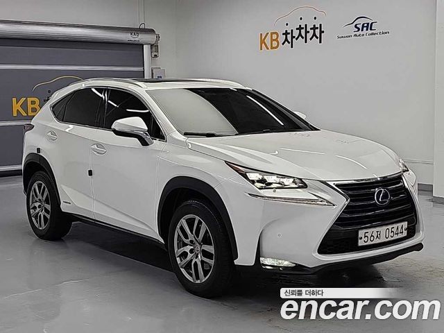 Lexus NX300h Supreme 2016 — фото 4