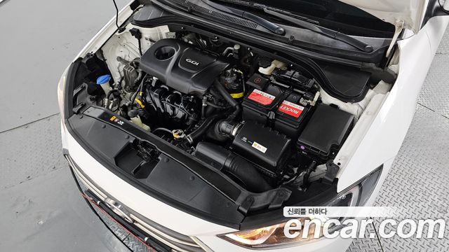 Hyundai Avante (AD) 1.6 GDI Smart 2016 — фото 6