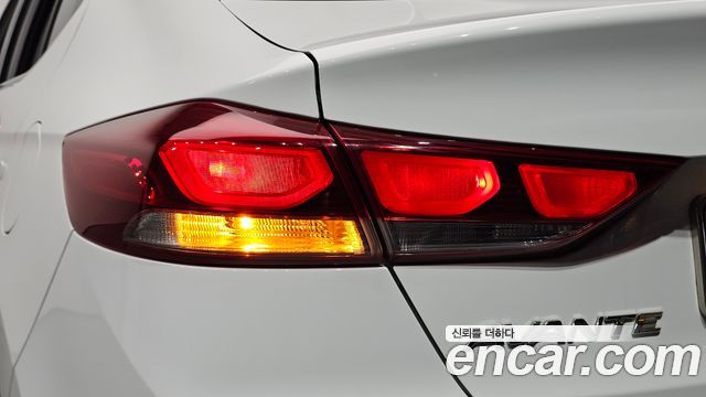 Hyundai Avante (AD) 1.6 GDI Smart 2016 — фото 23