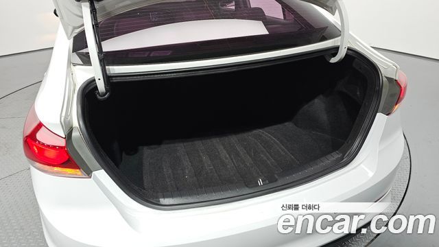 Hyundai Avante (AD) 1.6 GDI Smart 2016 — фото 32