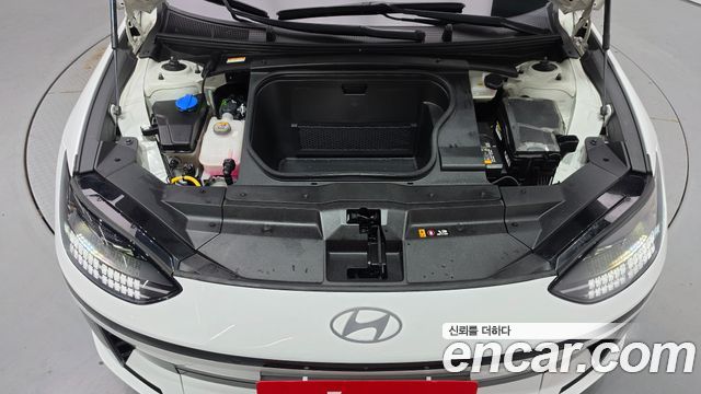 Hyundai Ioniq 6 Long Range Exclusive + 2023 — фото 6
