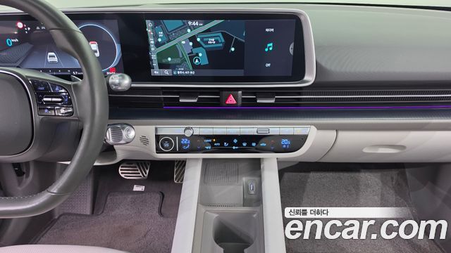 Hyundai Ioniq 6 Long Range Exclusive + 2023 — фото 19