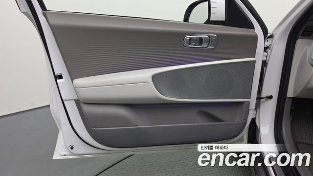 Hyundai Ioniq 6 Long Range Exclusive + 2023 — фото 24