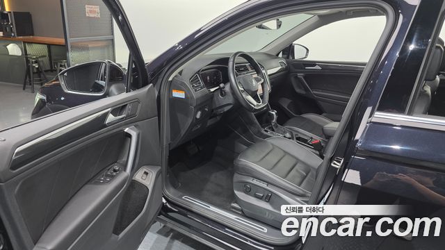 Volkswagen Tiguan (II) 2.0 TDI 4Motion Prestige 2023 — фото 10